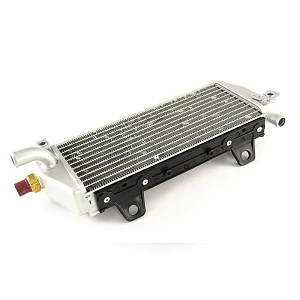 Радиатор вод.охл. левый GR8 2T